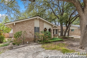 Primary Photo - 3622 Pinebluff Dr