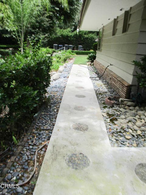 Building Photo - 756 Linda Vista Ave