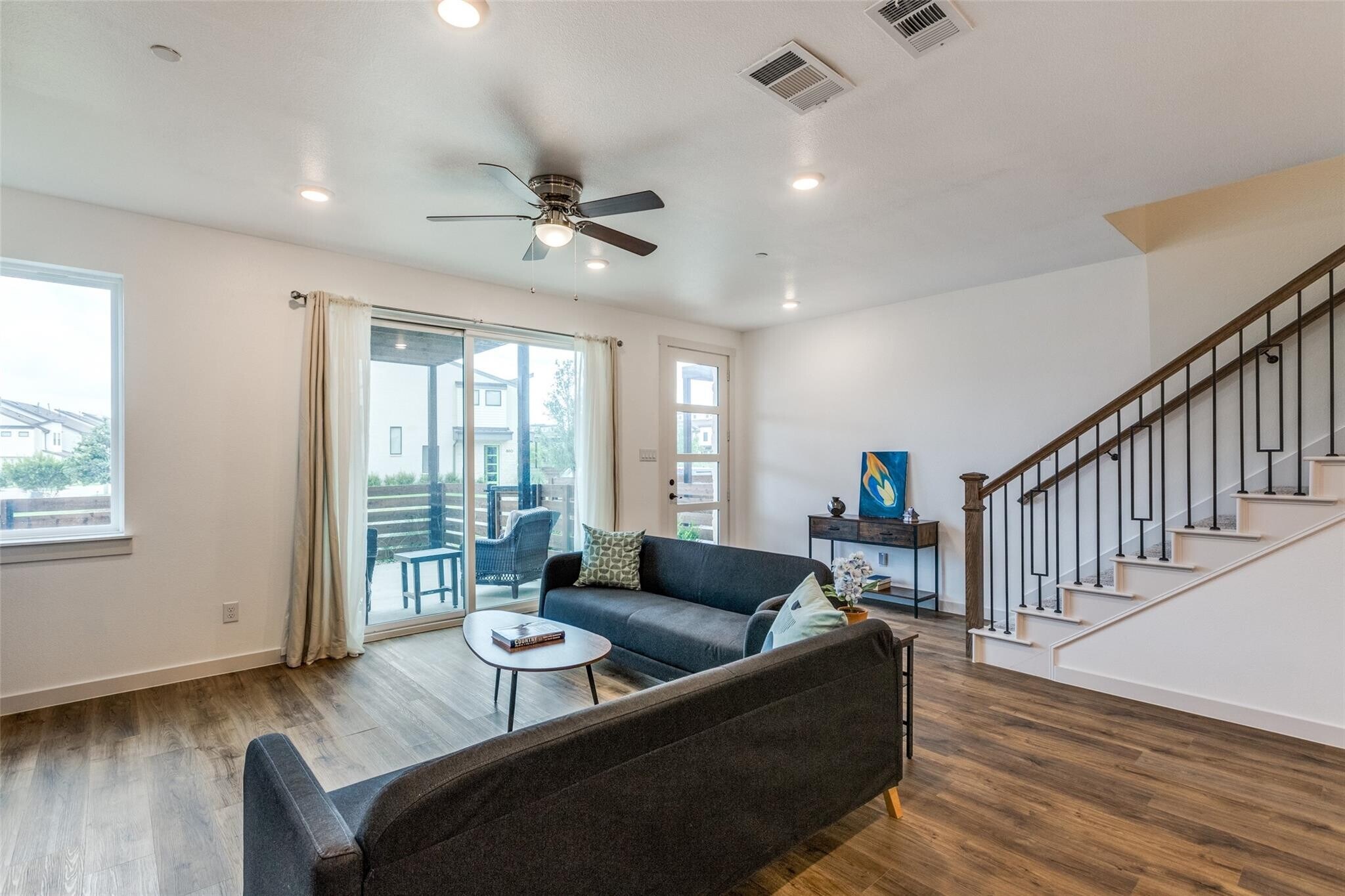 Building Photo - 3891 Pine Leaf Ln