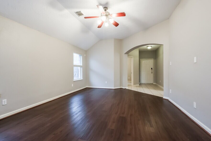 Building Photo - 2442 Keegan Hollow Ln