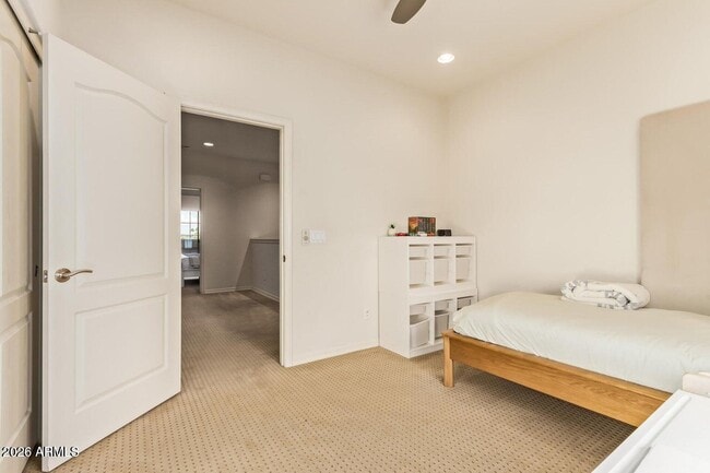 Building Photo - 6940 E Cochise Rd