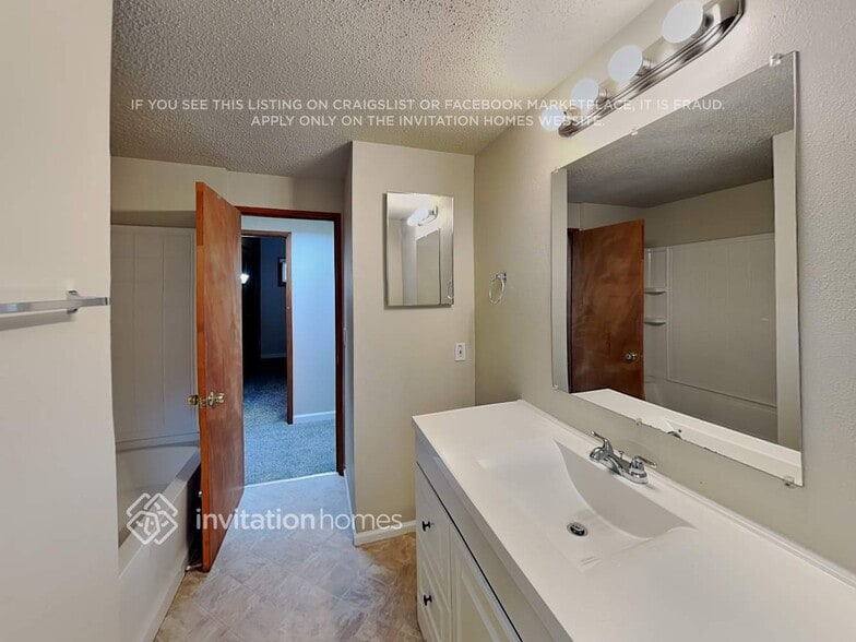 Building Photo - 118 140th St SW