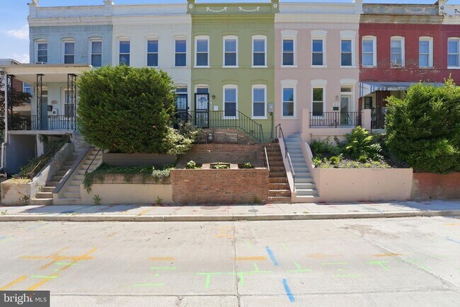 Building Photo - 1423 Duncan St NE
