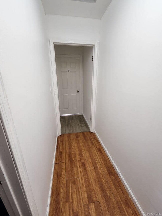 Building Photo - 31 Park Ave