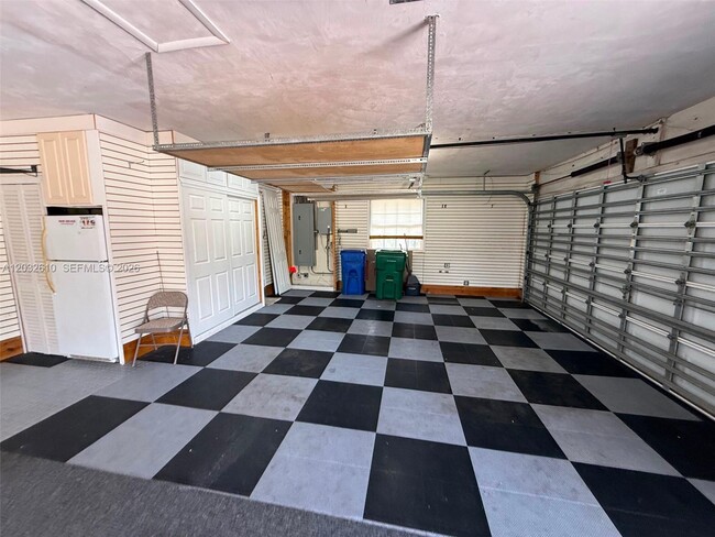 Building Photo - 17501 SW 54th St