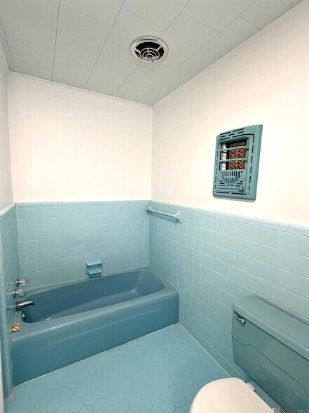 Building Photo - 43063 Black Bayou Rd