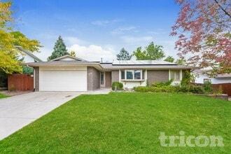 Building Photo - 7681 E Easter Pl