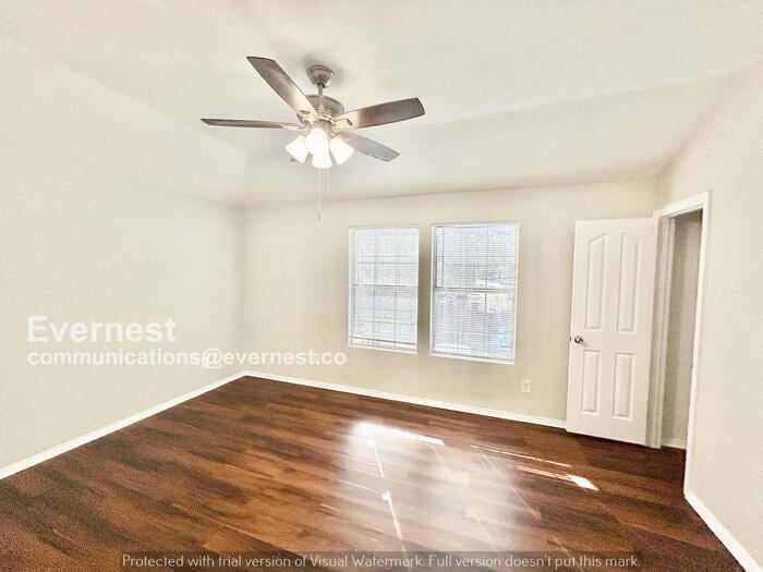 Building Photo - 256 Creek Cove Dr