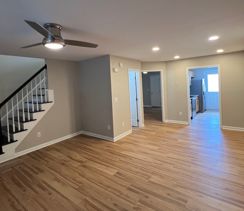 Building Photo - 221 Highgate Cir