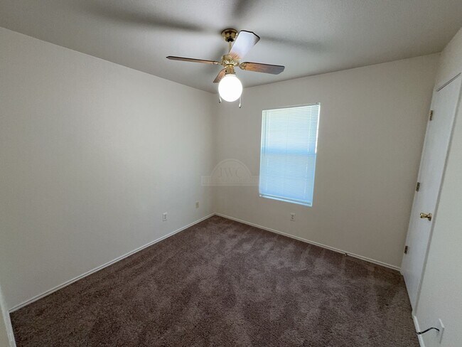 Building Photo - 4300 Abigail Dr
