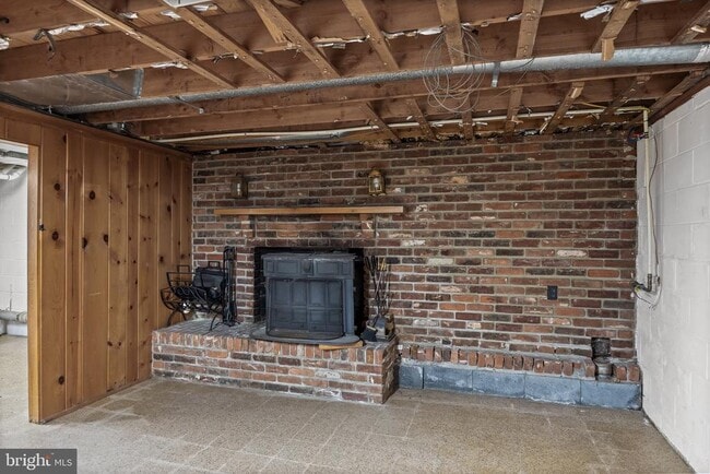 Building Photo - 109 Avaleen Pl