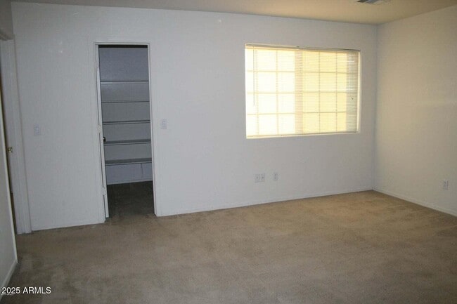 Building Photo - 6874 W Townley Ave