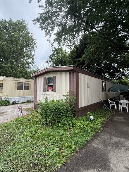 Building Photo - 1425 Wanna Dr