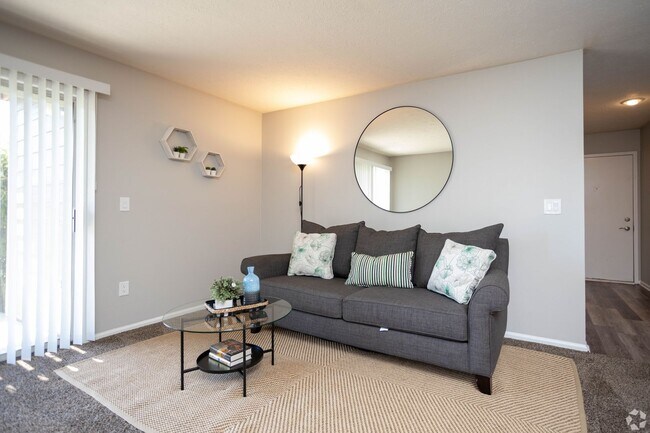 Building Photo - Sweater Weather is better at Bent Tree Apartments