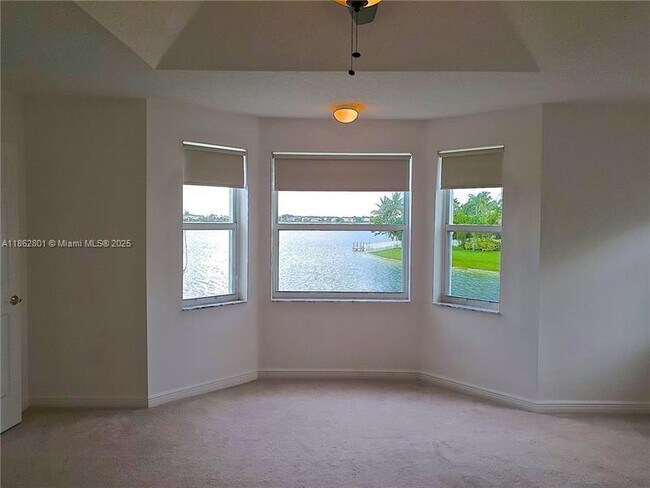 Building Photo - 5084 SW 164th Ave