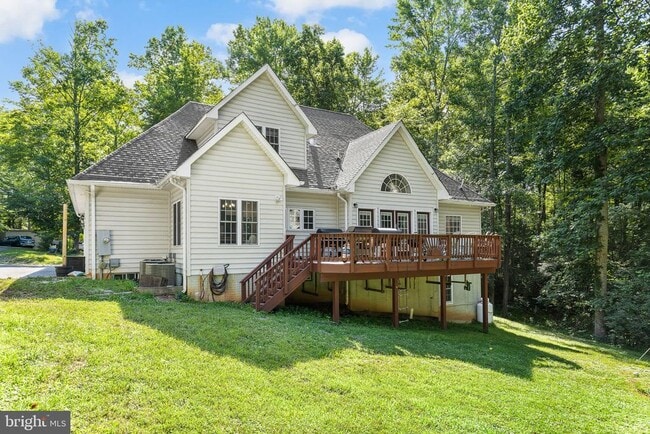 Building Photo - 17 Old Banks Dr