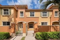Building Photo - 4922 Sailboat Dr
