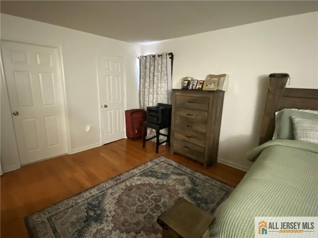 Building Photo - 144 Beverly Hl Ter
