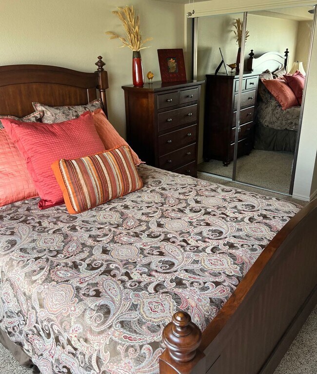 Building Photo - Foxbay @ The Jordanelle