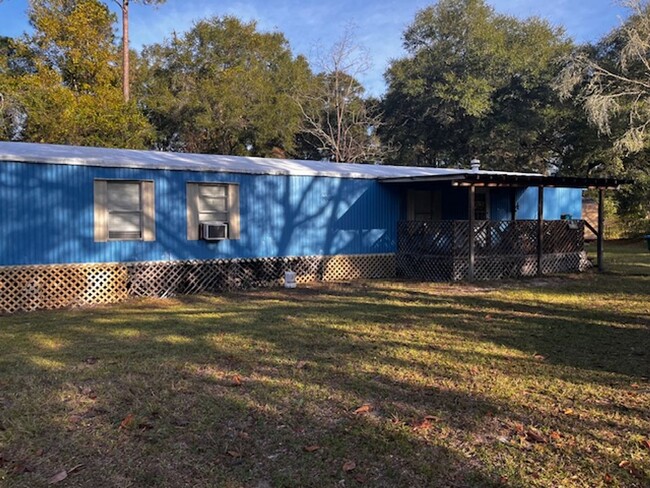 Primary Photo - 2 Bedroom 2 Bath Single wide Mobile Home