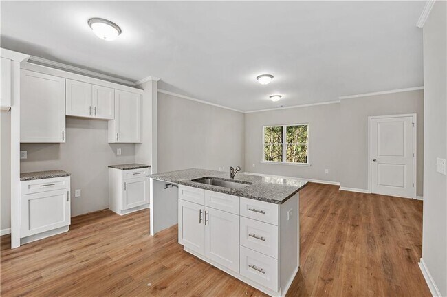 Building Photo - 2840 Laurel Ridge Cir