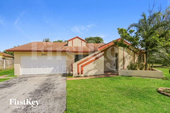 Building Photo - 1013 SW 49th Ave