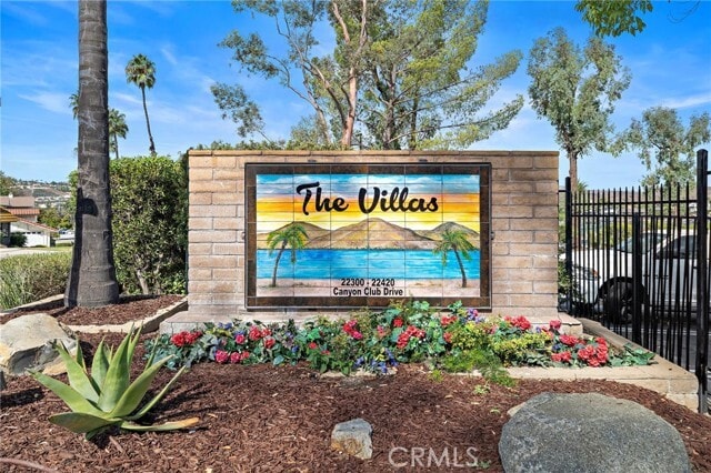 Building Photo - 22400 Canyon Club Dr