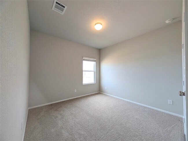 Building Photo - 5524 Sacra Cv