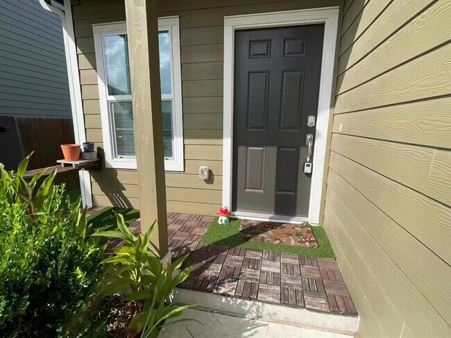Building Photo - 2321 Forgetmenot Ln