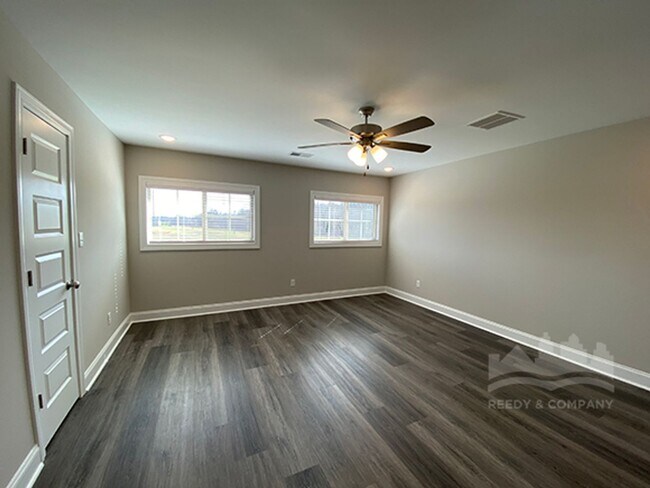 Building Photo - 9691 Jackson Run Ln