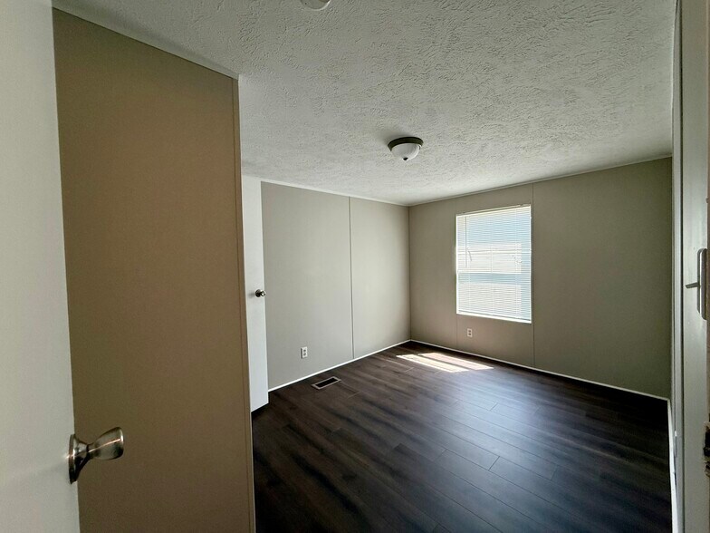 Building Photo - 89 Easler Hwy