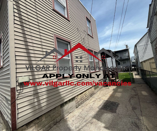 Building Photo - 4826 Olcott Ave