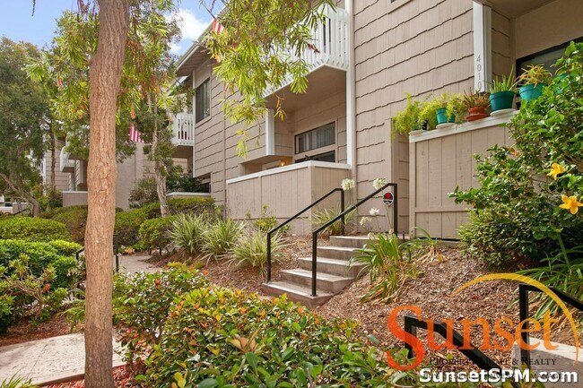 Building Photo - 4010 Mahaila Ave