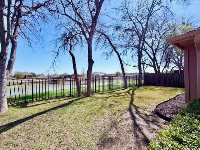 Building Photo - 2913 Dover Dr