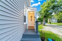 Building Photo - 293 Shears St
