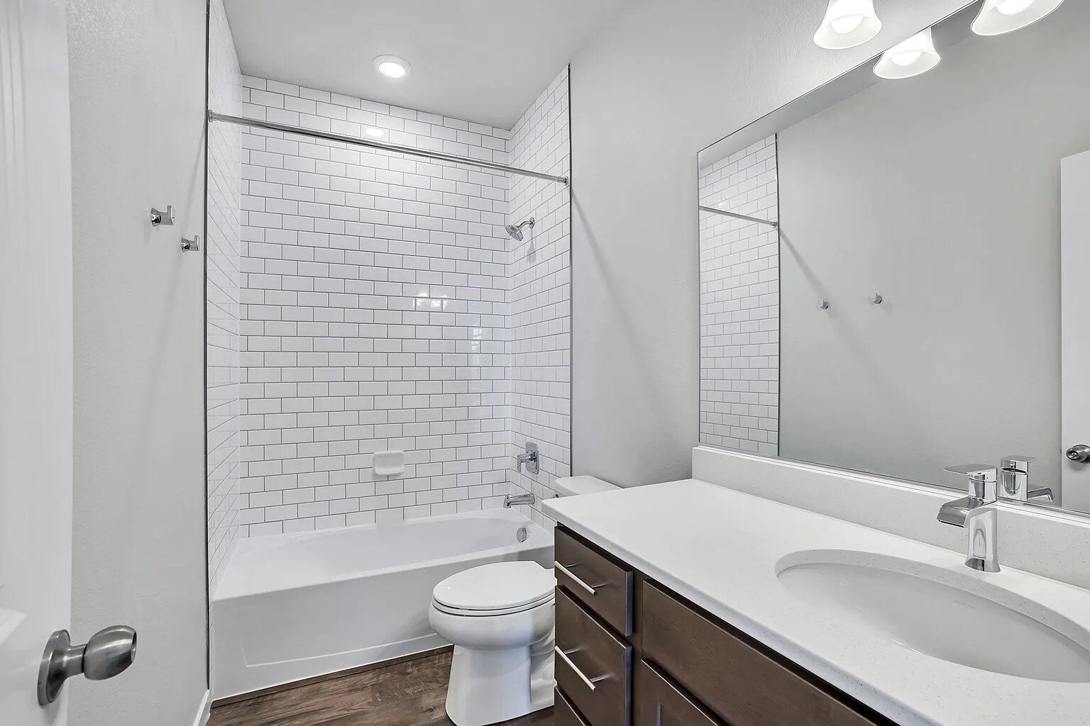 Main Bathroom - 13653 Frost Bitten Grv