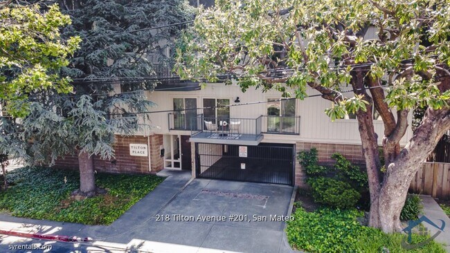 Building Photo - 218 Tilton Ave