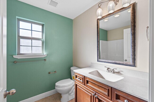 Building Photo - 227 January Ct