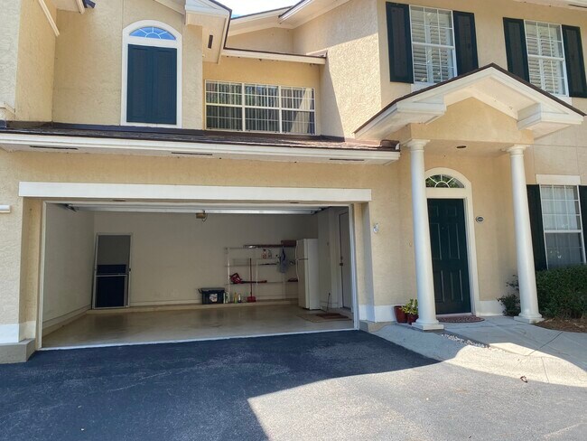 Building Photo - 4 Indigo Run Dr