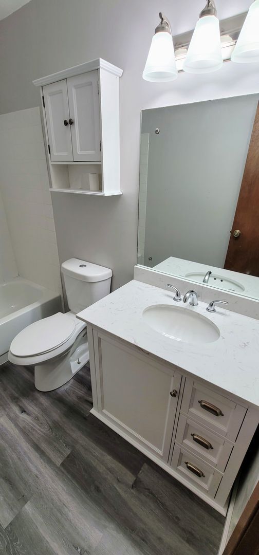 Building Photo - Lenoir City, 37772 - 2 Bedroom, 2 Full Bath, 1,000 square foot One-Level Condo SHORT TERM LEASE O...