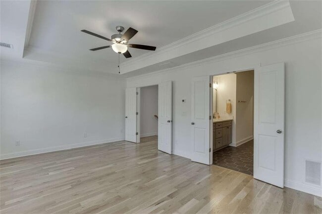 Building Photo - 10674 Weir Way