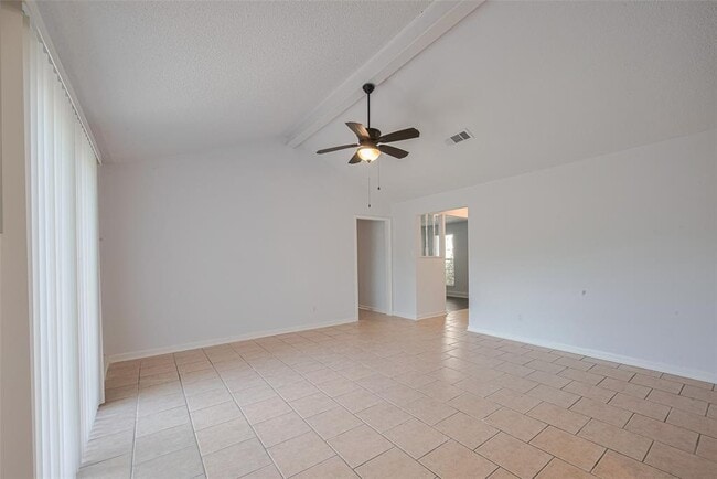 Building Photo - 7926 Jonquil Dr