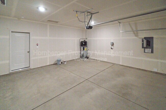 Building Photo - 5508 W Jamestown Ln