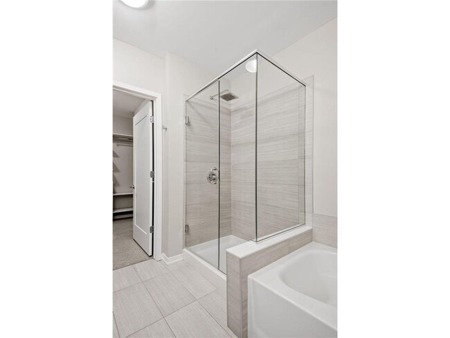 Building Photo - 497 S Marquette Ave