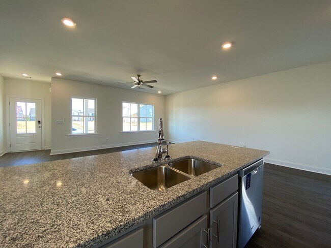 Building Photo - Home for Rent in Pike Road, AL!!! Available to View Now!!!