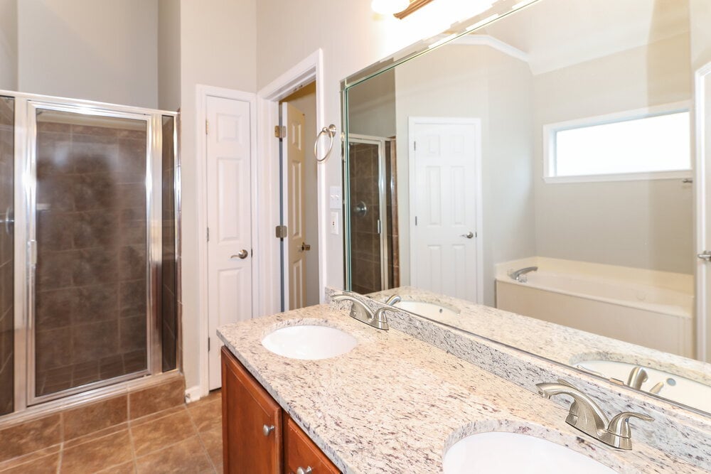Building Photo - 9921 Greenalder Cove N