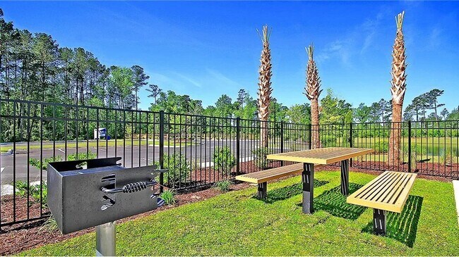Building Photo - 2133 Osprey Isle Ln SW