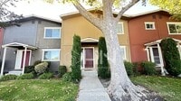 Building Photo - 532 Tyrella Ave