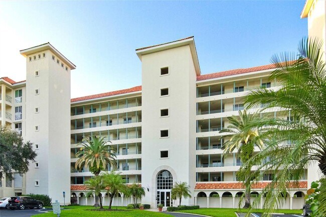 Building Photo - 4830 Osprey Dr S