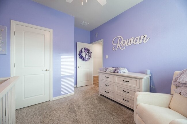Building Photo - 2536 Peoria Dr